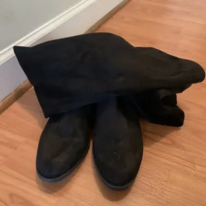 Sam Edelman Women's Tall Suede Boots Size 10 Black thumbnail 2