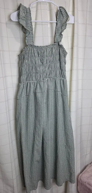 Old Navy Long Dress thumbnail 1