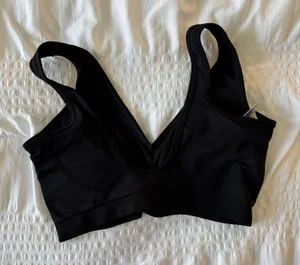 Gymshark Everyday Seamless Sports Bra thumbnail 1
