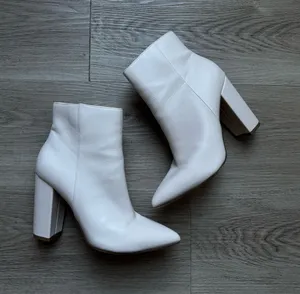 Woman’s Off White Pointed Toe Block Heel Ankle Boots thumbnail 1