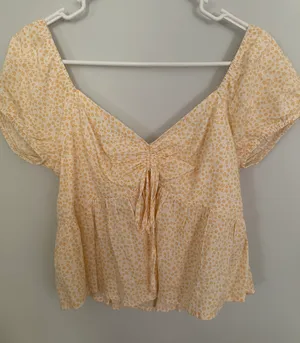 PacSun Top thumbnail 1