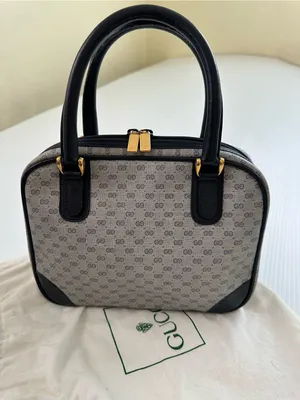 Authenticated Vintage Gucci Micro GG Logo Bowling Bag Navy Top Handle thumbnail 3