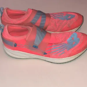 Size 7 New Balance Orange Coral Pink Slip-On Athletic Shoes thumbnail 4