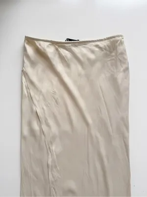 Zara Satin Effect Cream Midi Wrap Skirt size Large thumbnail 3