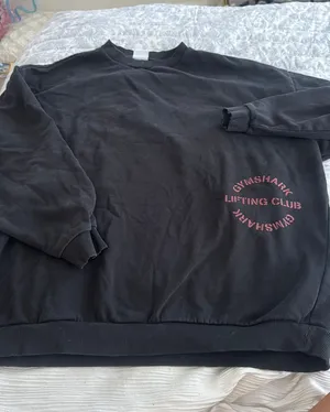 Black Gymshark Crewneck Sweatshirt thumbnail 1