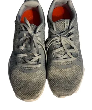 Reebok Memory Tech Cross Trainer Size 7 thumbnail 1