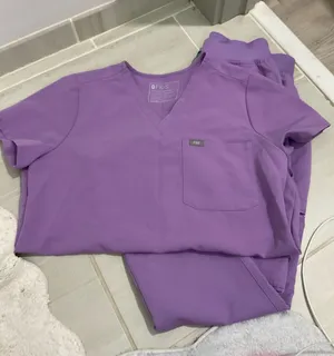 FIGS Scrubs Set thumbnail 1