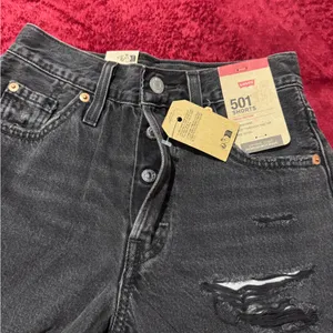 Levi's Charcoal Distressed‎ Denim Shorts thumbnail 3