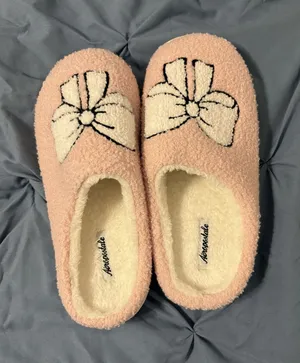Aeropostale Slippers thumbnail 1