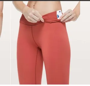 New without tags Lululemon Wunder Under High-Rise Tight *Full-On Luxtreme 28 thumbnail 4