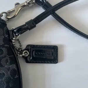 Coach Patent Leather CC Black and Silver Wristlet thumbnail 4