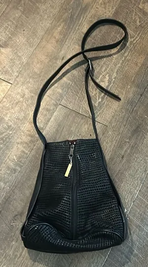 Sondra Roberts Bucket Zip Purse Red‎ Suede Snake Skin Pattern Button Closure thumbnail 1