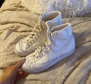 Nike Blazers thumbnail 1
