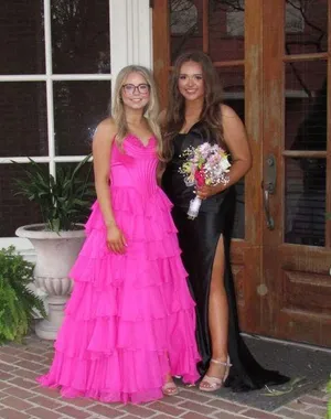 Sherri Hill Prom Dress Pink thumbnail 3