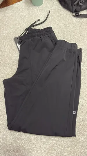 Fabletics, black joggers thumbnail 3