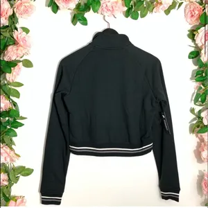 Nike Crop Pullover Sweater thumbnail 2