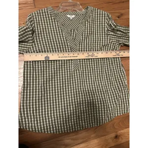 Crown & Ivy Size Medium Checkered Gingham Peasant Blouse Green & White Cotton thumbnail 6