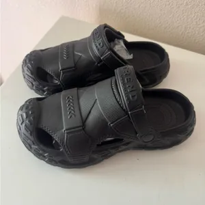 Women's All-Weather Comfort Clog Sandals - Black thumbnail 3