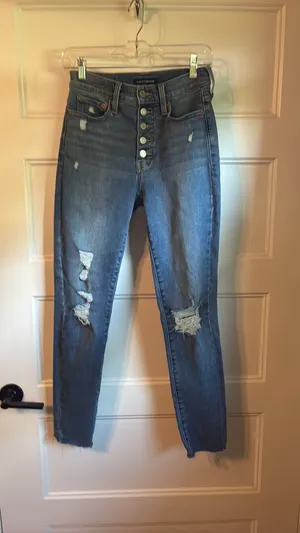 Lucky Brand Jeans thumbnail 1