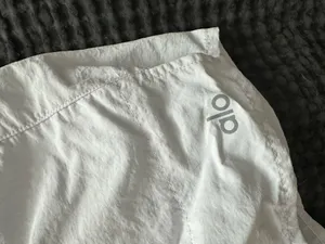Alo yoga shorts thumbnail 3