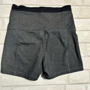 Lululemon Gray Women's Shorts thumbnail 2