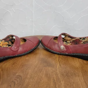 Soft Style Womens Shoes Size‎ 7 Red Mary Janes Round Toe Strap Closure Flat thumbnail 7
