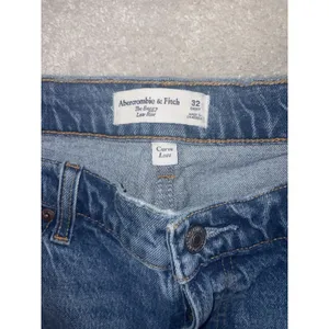 abercrombie the baggy low rise 32 short curve love thumbnail 3