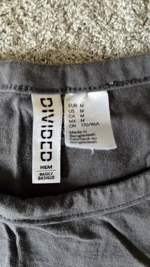 H&M Cropped T-shirt thumbnail 2