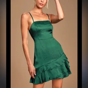 Lulus Dreams Come True Emerald Green Satin Ruffled Mini Dress Size Medium NWT thumbnail 6