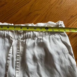 Banana Republic Rayon Paper bag Jogger Pants Ivory Women’s‎ Size M Medium thumbnail 6