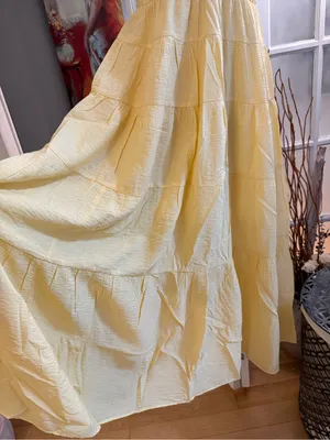 ✨NWT Viral Abercrombie Yellow Tiered Maxi Dress XS✨ thumbnail 3