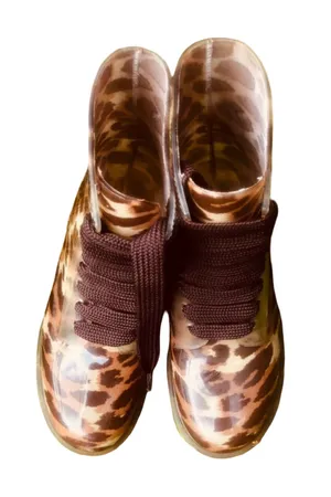 Rain Books Brown Size 10 thumbnail 1