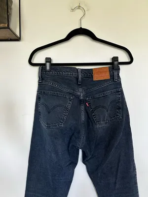 Levi’s Premium 501 Straight‎ Leg Button Fly Denim Blue Jean Size 26 thumbnail 4