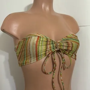 Frankie’s Bikinis x Hailee Steinfeld | Katarina Halter Bandeau Bikini Top thumbnail 5