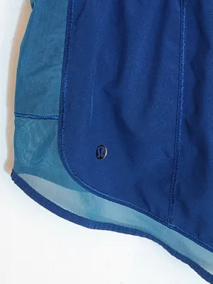Lululemon Mind Over Miles Blue Shorts with Mesh Detail Size 4 thumbnail 4