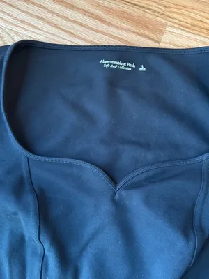 Abercrombie Soft A&F Collection Sweetheart Neck Long Sleeve Bodysuit Black Large thumbnail 2