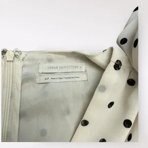 Urban‎ Outfitters Willow Plunging Polka Dot mini Short Dress Size Small thumbnail 2