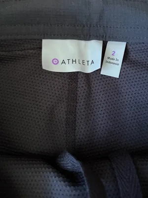Athleta SoHo Skort in black size 2 thumbnail 3