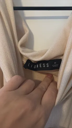 Lioness Dress thumbnail 3