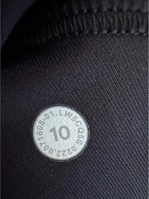 Lululemon Swift Speed With Pockets High Rise 28” Black Size 10 NWT thumbnail 7