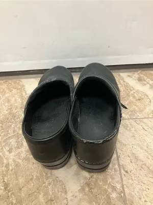 Dansko Professional Black Leather Clogs 7.5 thumbnail 2