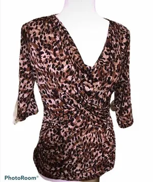 2 for $15 Women’s Worthington top Size MP thumbnail 1