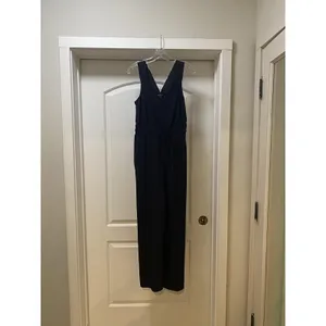 Athleta Savannah Jumpsuit Womens 0 Black Sleeveless V Neck Elastic Waist Casual thumbnail 2