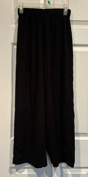Forever 21 Black Wide Leg Pants thumbnail 1
