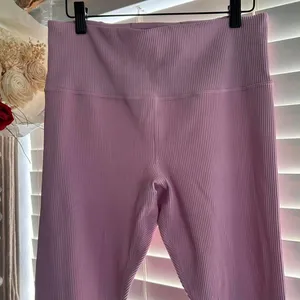 Athleta Elation Rib Tight Leggings Pink Size Large thumbnail 3
