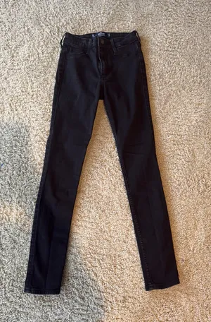 Hollister Black High-Rise Jeans Leggings thumbnail 1