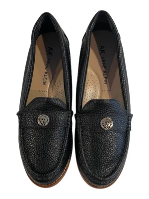 Anne Klein Iflex Loafers Women 8.5 Black Pebble Leather Gold Medallion Slip On thumbnail 2