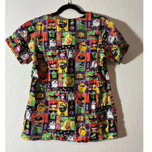 Bio Bring It On Women's Size M Halloween V-Neck Scrub Top Ghosts Monsters thumbnail 2