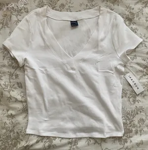 PacSun White Basic Top thumbnail 1