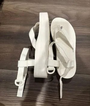 Teva Flatflorm Sandal thumbnail 1